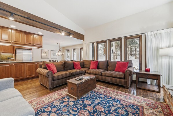 Casa, varias camas (Private Home on Vail Mountain | 324 B) | Zona de estar