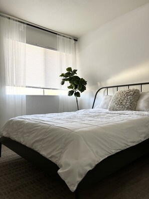 2 habitaciones, tabla de planchar con plancha y wifi gratis 