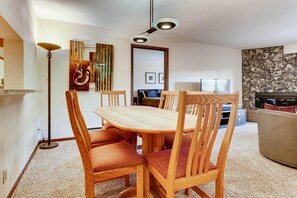 Condo, Multiple Beds (Lodge at 100 W Beaver Creek 301, 3BD ) | Private kitchen