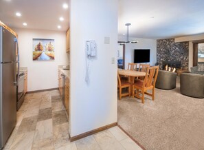 Condo, Multiple Beds (Lodge at 100 W Beaver Creek 301, 3BD ) | Interior