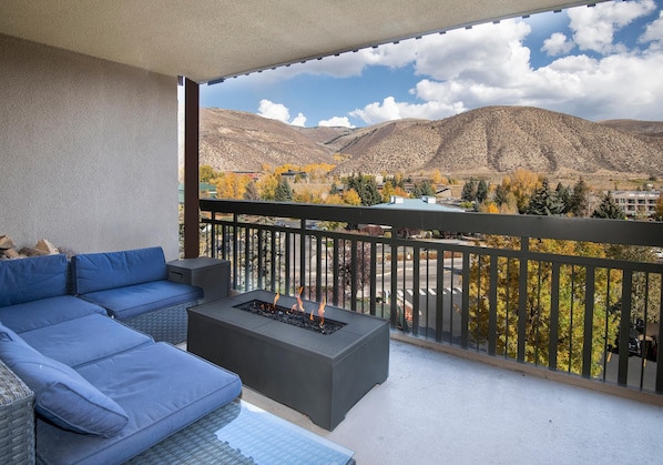 Condo, Multiple Beds (Lodge at 100 W Beaver Creek 601, 3BD ) | Property grounds - Lodge at 100 W Beaver Creek 601, 3BD Condo in Heart of Avon (Avon)