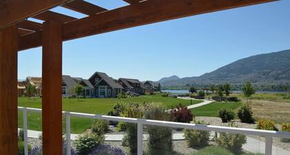 Tempranillo Suite on Osoyoos Lake #269b