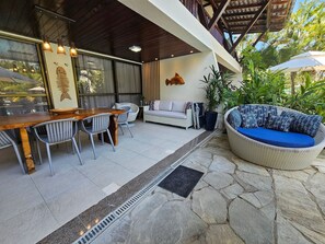 Apartment | Outdoor dining - Flat Luxo Térreo Nannai Residence (Ipojuca)