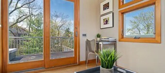 Rivera House-fun and comfort steps from the beach