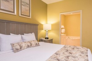 3 Schlafzimmer, Bügeleisen/Bügelbrett, Bettwäsche