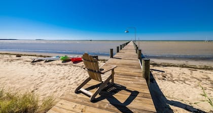 Alpaca Farm on Chesapeake Bay - 86 Private Acres, Heated Pool, Beach, 600' Pier