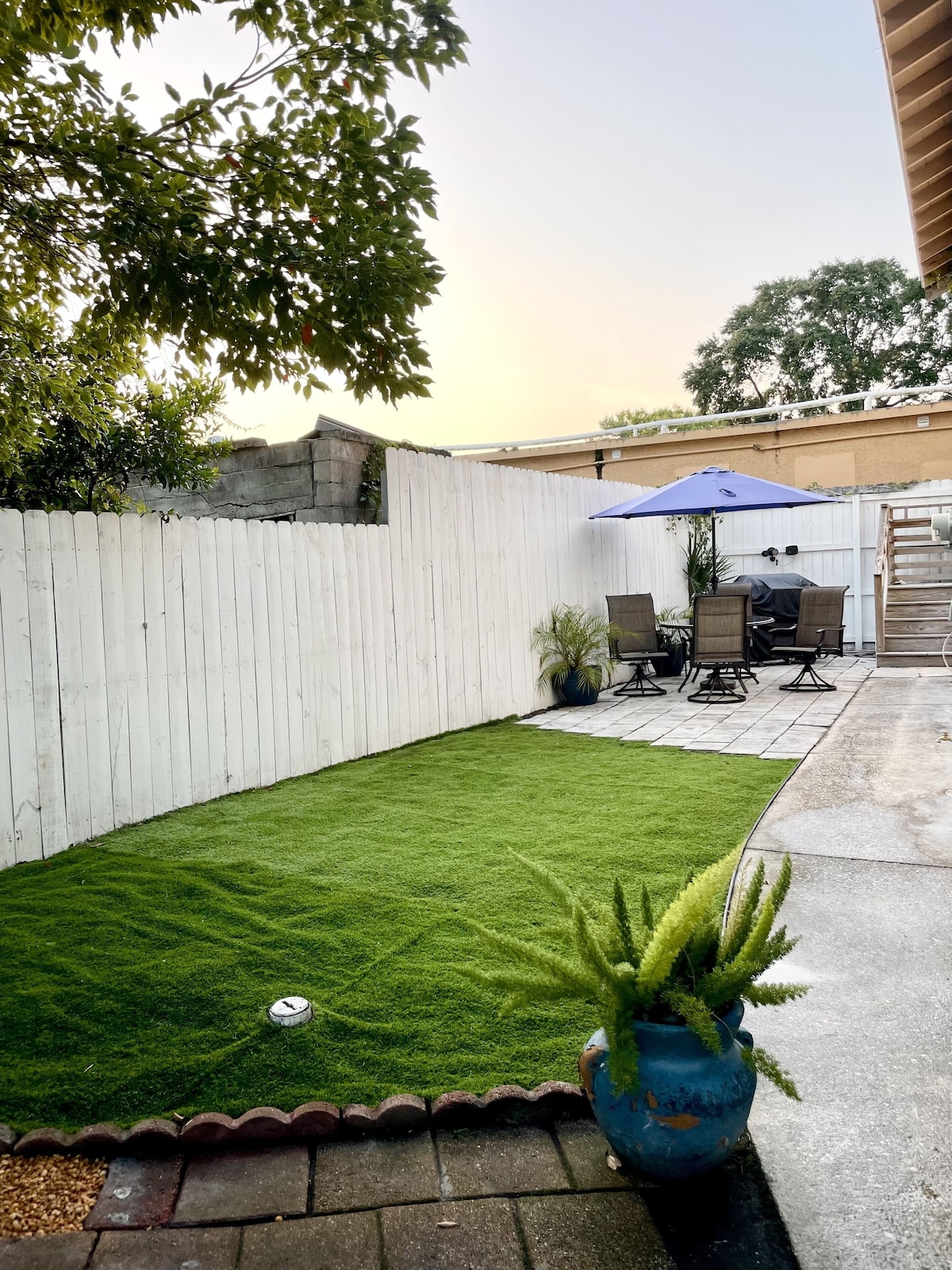 Photo 33 of Carriage Manor- Right next to the Fountain of Youth & Beach.
Pets are welcomed!