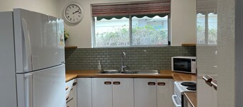 Becks Hideaway Laurieton - walk everywhere