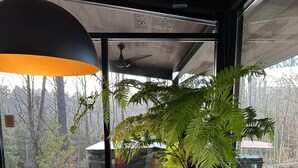 Dining - The Study @ Lost Cavern (Benton Township)