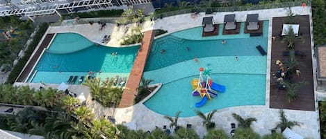 Piscine extérieure