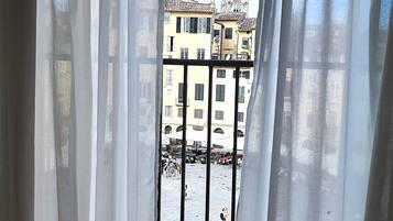 Interni