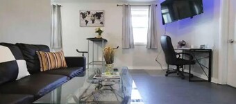 Coziest House In JAX | 3BR, 7 Minutes To Downtown