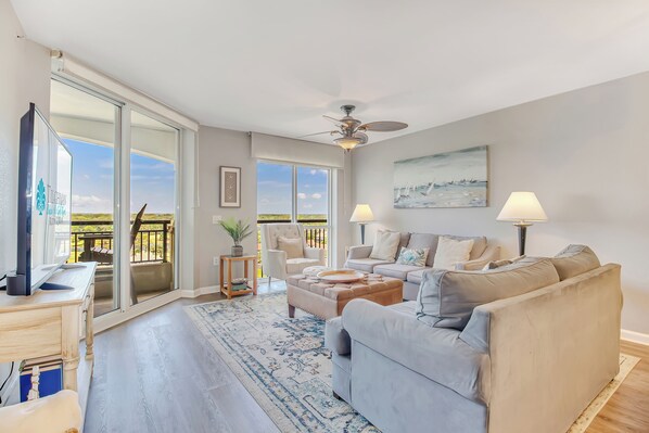 Smart TV, DVD player