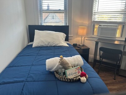 Cozy Private Share Room = 舒適私人共享房