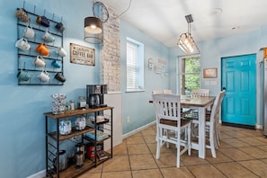 Dining - Soulard Retreat: Fire Pit, 3 Kings, Near Brewery (St. Louis)