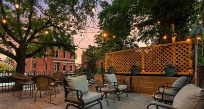 Soulard Retreat. Fire Pit. Game Room. 3 Kings
