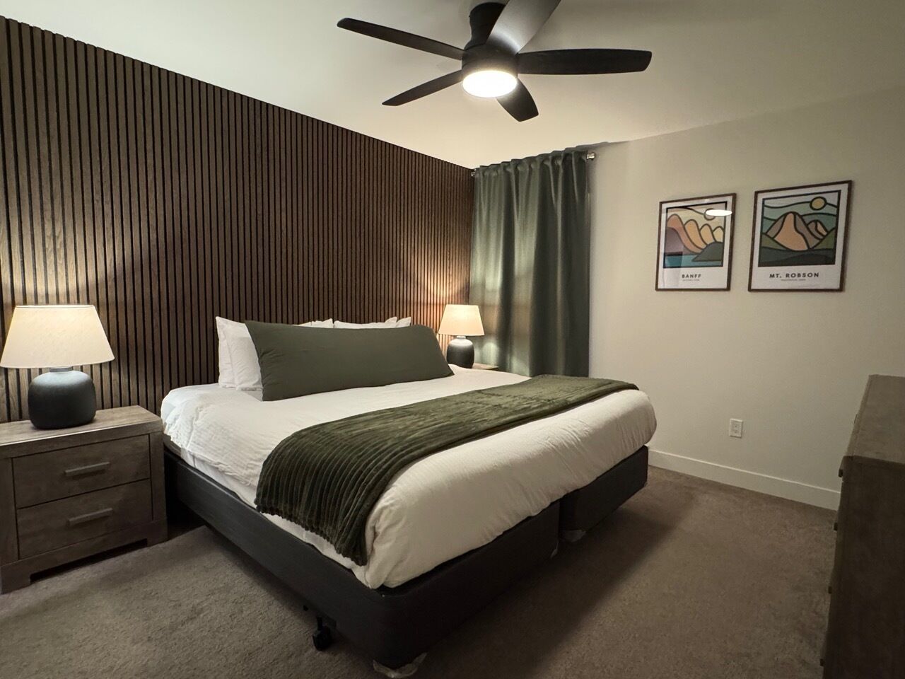 Condo | 3 chambres, accès au Wi-Fi (inclus), literie fournie
