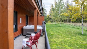 Condo | Banheira de hidromassagem particular