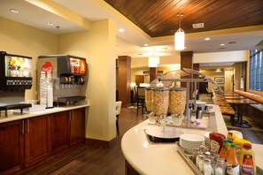 Dining - Free Theme Park Shuttle Transfer, Free Breakfast, Outdoor Pool | Staybridge Near Seaworld (Orlando)