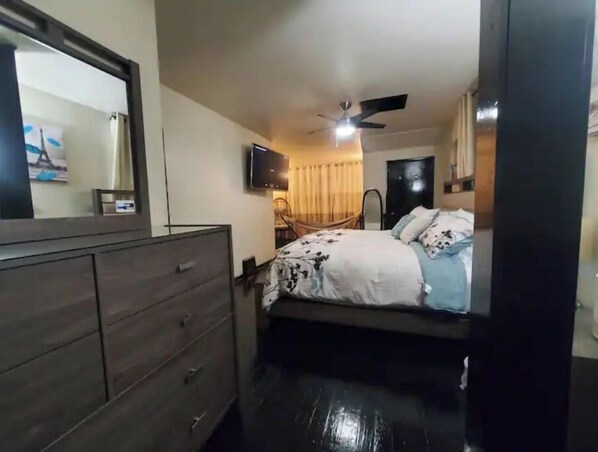 4 bedrooms, WiFi