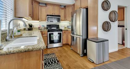 Downtown Paso: Sip N Sleepz 3 Bed/2.5 Bath