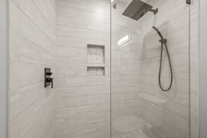 Shower, hair dryer, towels - Oceanfront Newly Renovated 1st Floor Condo Sleeps 8  North Topsail Beach (North Topsail Beach)