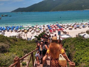 Ubicación a pie de playa y tumbonas