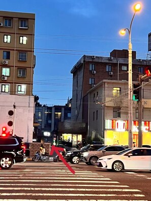 Entrée de l’hébergement