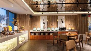 Desayuno buffet (CNY 48 por persona)