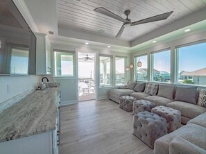 TV, table football - Beach Country 7 BR/ 7.5 House w/ Heated Pool (Navarre Beach)