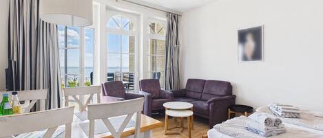 2 habitaciones, escritorio, wifi y ropa de cama