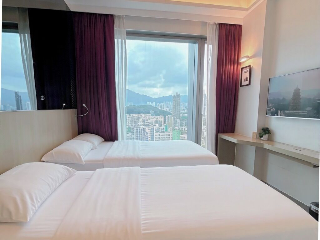 Photo - Starphire Hotel