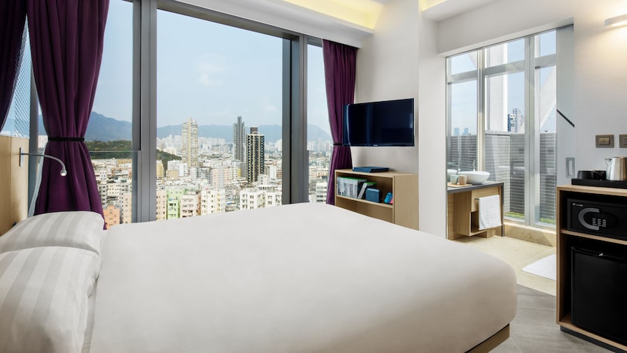 Starphire Hotel