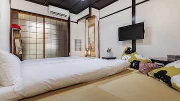 City House | 2 bedrooms, individually decorated, individually furnished, desk