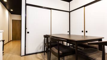 City House | Dining room