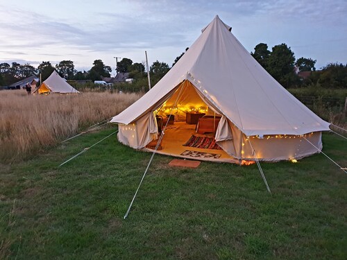 6 Guests - Bell Tent - Wood Stove - Parking