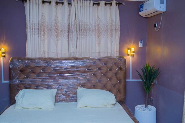 3 chambres, fer et planche à repasser, Wi-Fi, literie fournie