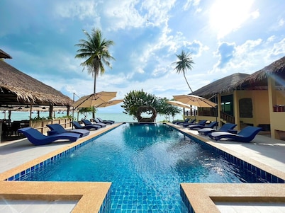 Absolute Beachfront Resort