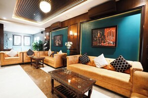 บริเวณนั่งเล่นที่ล็อบบี้