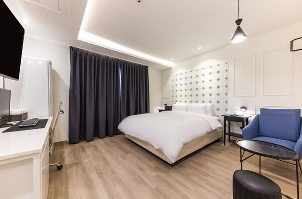 Standard Double Room | Free WiFi - Arden Hotel (Cheonan)