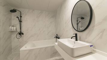 Premium Room | Free WiFi