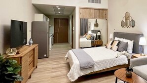 Apartment | 1 bedroom, iron/ironing board, WiFi (free) - Quill Residence at Millenium Binghatti (Dubai)