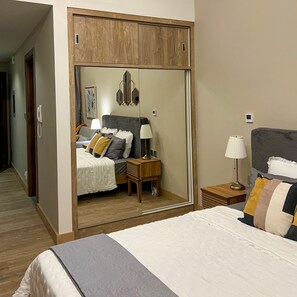 Apartment | 1 bedroom, iron/ironing board, free WiFi - Quill Residence at Millenium Binghatti (Dubai)