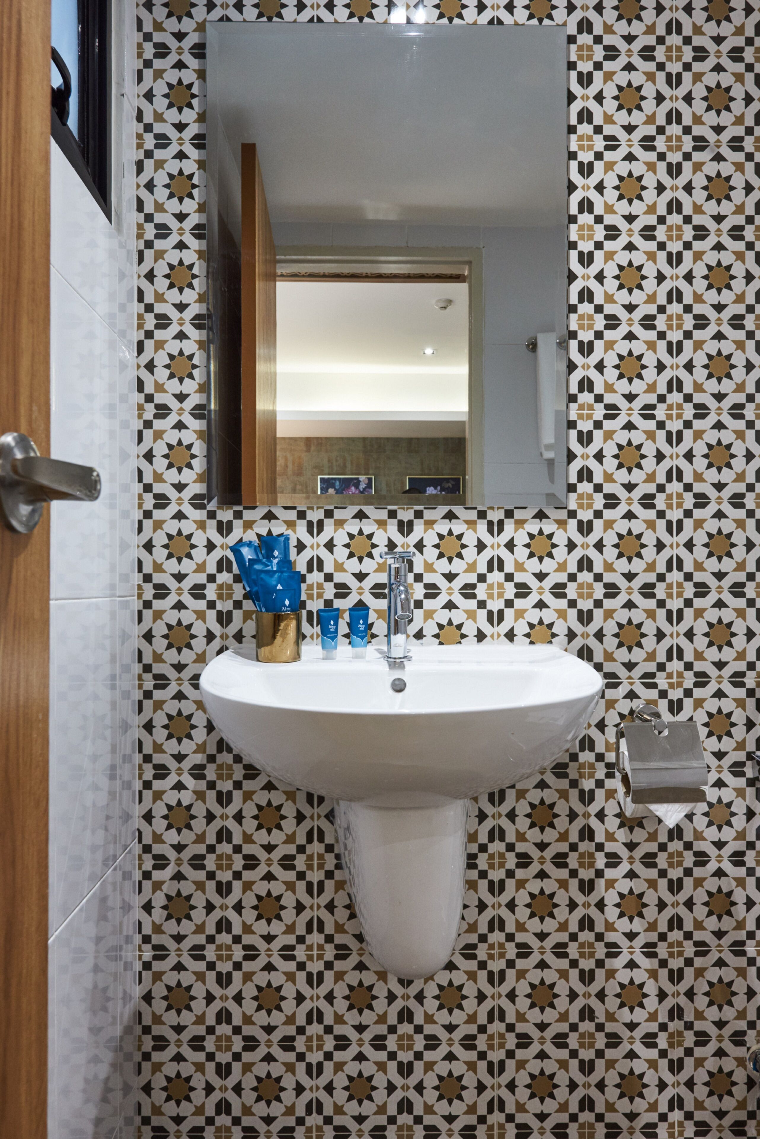 Photo - Almas Hotel Bangkok