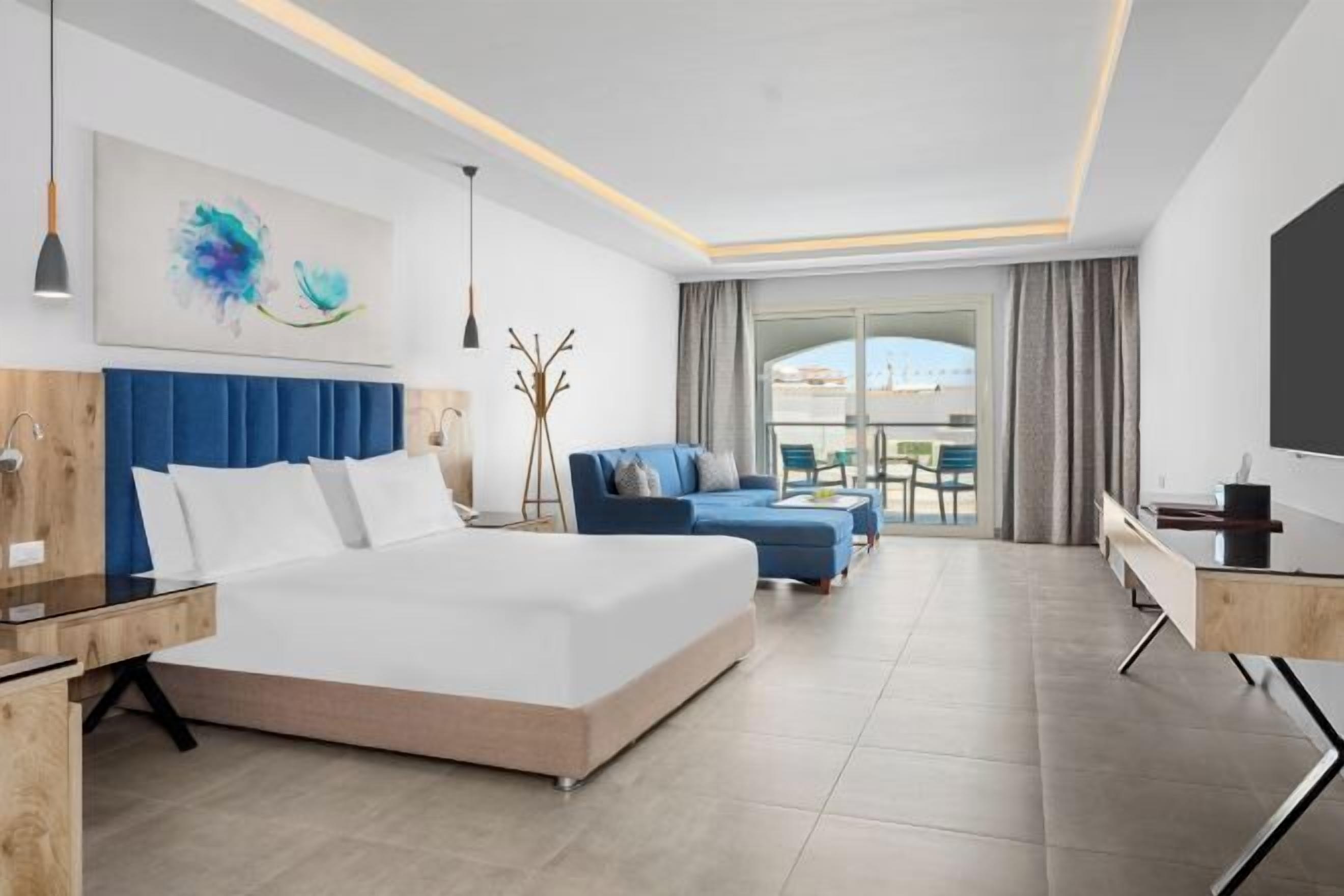 Frigobar, cofres nos quartos, quartos à prova de som, Wi-Fi de cortesia