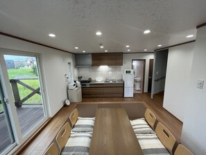 Basic Apartment - shirahamakashibesso ss2-79 (Shirahama)