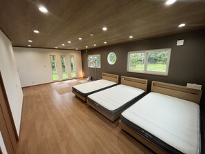 Apartamento básico | Wi-Fi de cortesia, roupa de cama