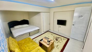 1 多间卧室、办公桌、熨斗/熨板、免费 WiFi