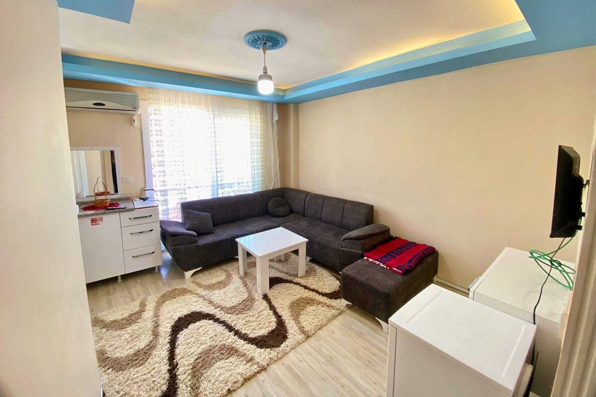Family Apartment | Desk, iron/ironing board (on request), WiFi (free)