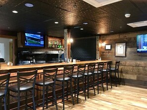 Bar (on property) - Lakefront Retreat in Connestee Falls (Brevard)